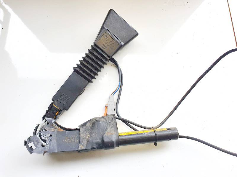 24406862 Opel Omega 2000 Seat belt holder (Seat belt Buckle) - FRONT RIGHT - Thumbnail 3