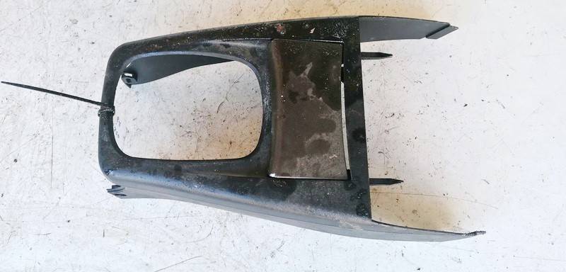 308300100T Volkswagen Passat 1998 garniture intérieure