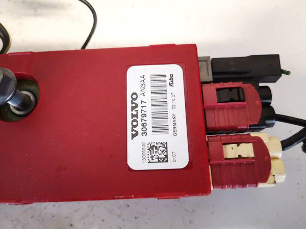 30679717 Volvo XC 70 2008 AMPLIFICADOR ANTENA, Unidad de control de la antena - Thumbnail 2