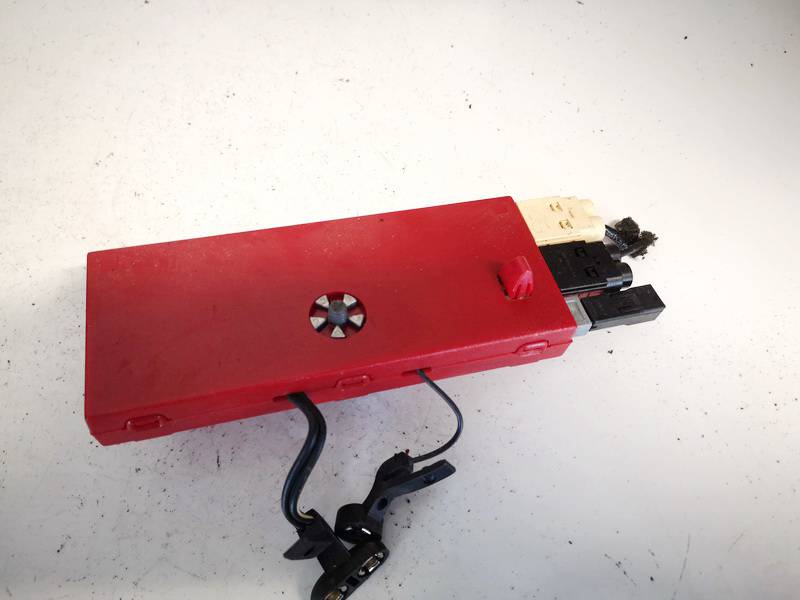 30679717 Volvo XC 70 2008 AMPLIFICADOR ANTENA, Unidad de control de la antena - Thumbnail 3