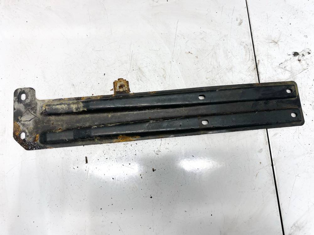 A2122420032 Mercedes-Benz E-CLASS 2010 Other holders - Thumbnail 2