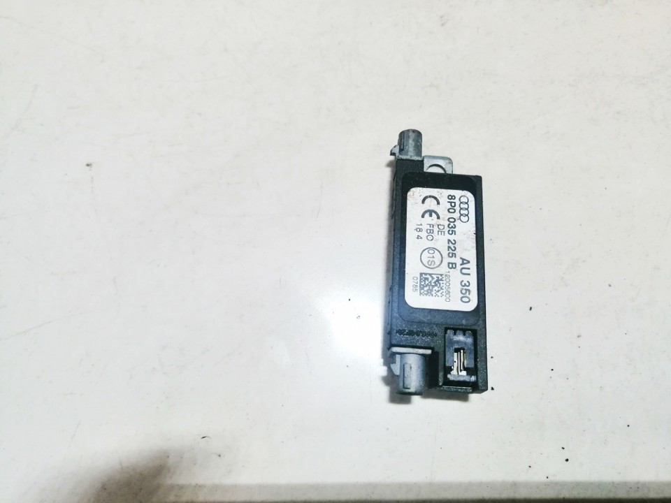 8P0035225B Audi A3 2004 Antenna Module Unit - Thumbnail 3