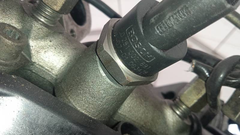 059130089D Audi A6 2004 Fuel injector rail (injectors)(Fuel distributor) - Thumbnail 3