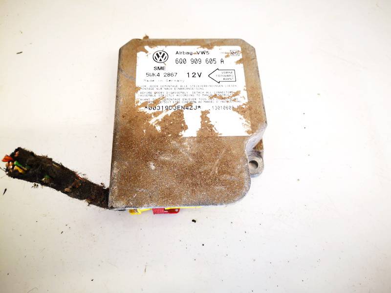 6Q0909605A Volkswagen Bora 2001 Airbag crash sensors module