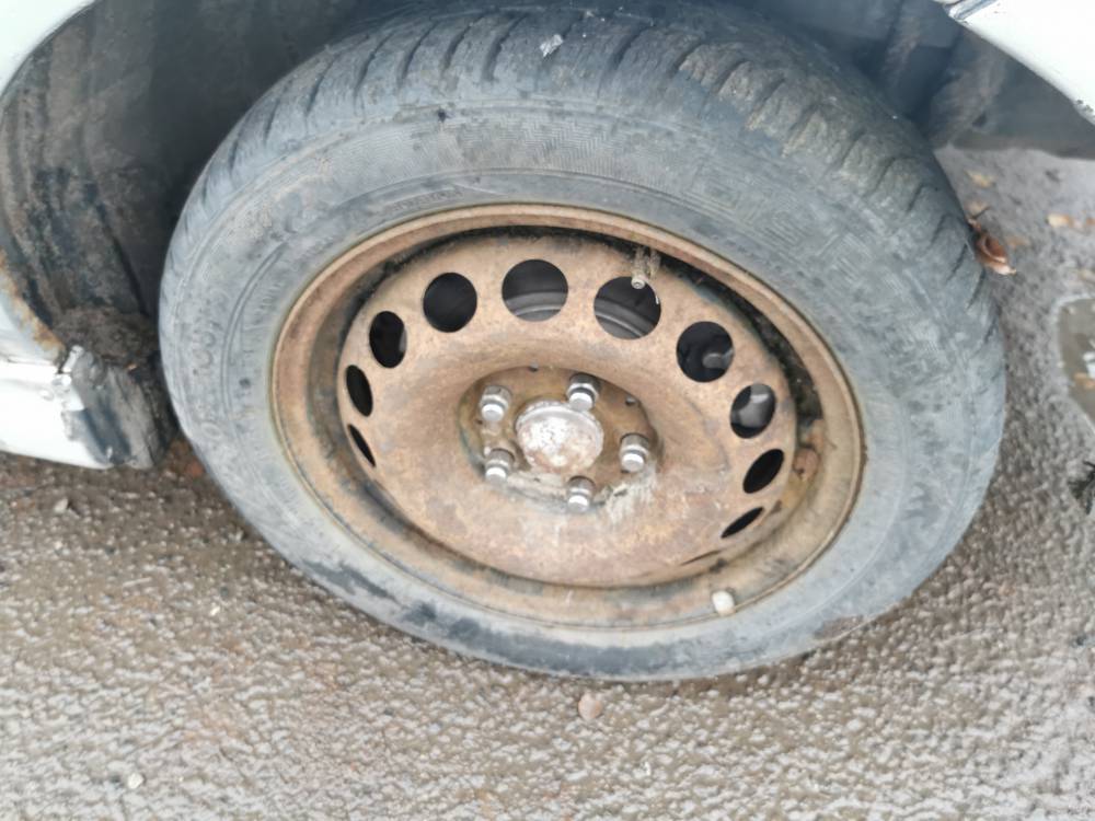 5X114.3 Nissan Almera Tino 2002 Tin-Ring-Set R15 - Thumbnail 2