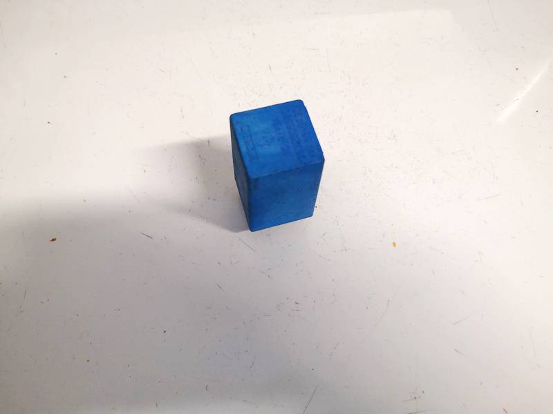 9632506580 Peugeot 307 2002 Relay module