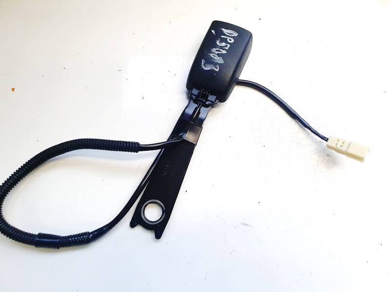 E034501 Toyota Avensis 2009 Seat belt holder (Seat belt Buckle) - FRONT RIGHT