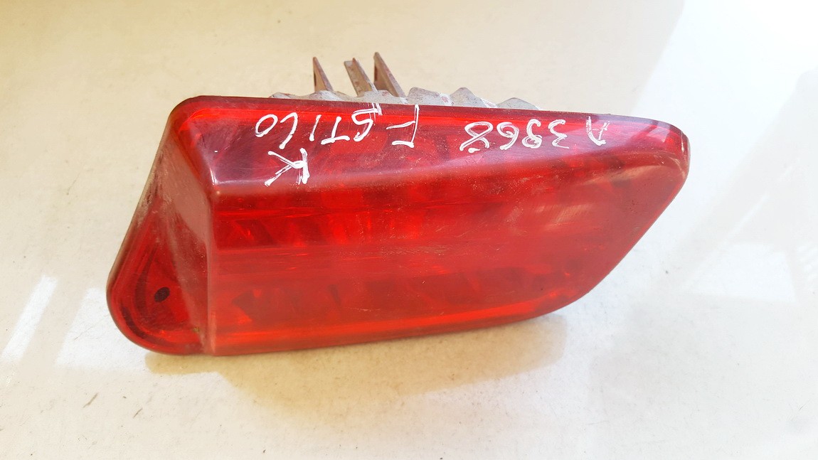 4678565 Fiat Stilo 2001 Lampa tylnej klapy - TYLNE LEWE