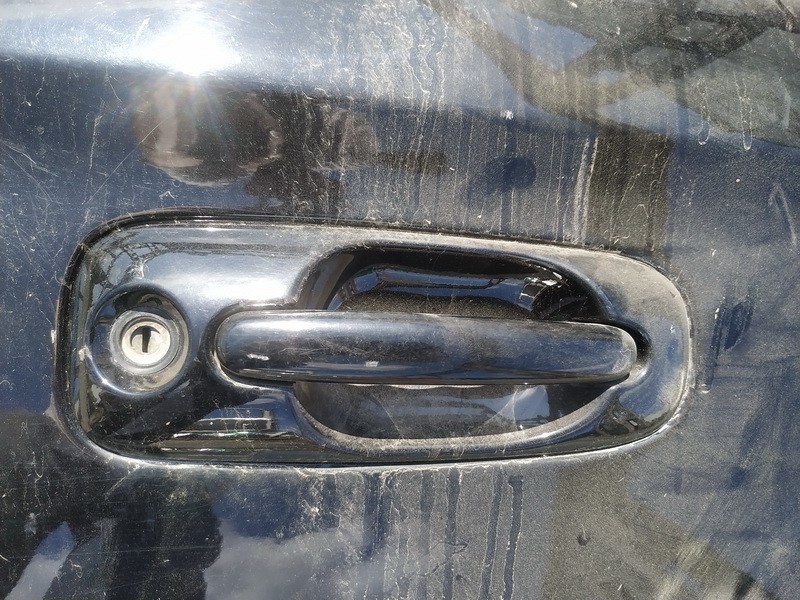 Chrysler Voyager 2002 Door Handle Exterior - FRONT RIGHT - Thumbnail 2