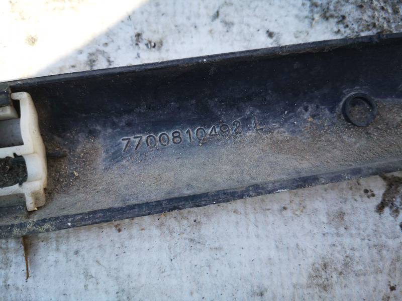 7700810492 Renault 19 1995 Etuoven lista (muoto) - TAKANA OIKEALLA - Thumbnail 3