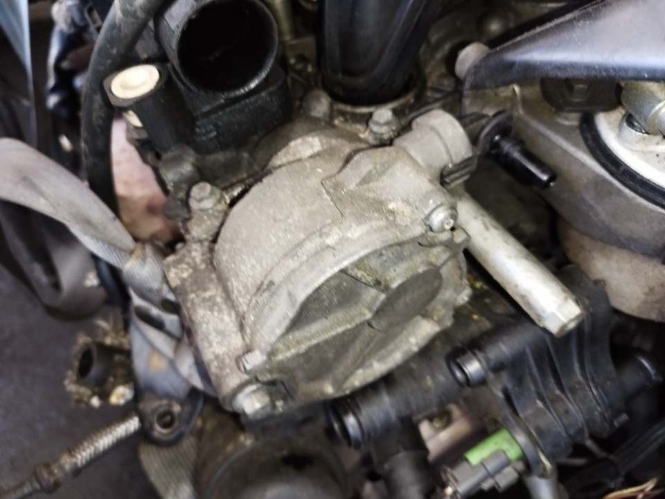 D1562C2 Volvo V50 2006 Brake Vacuum Pump - Thumbnail 3