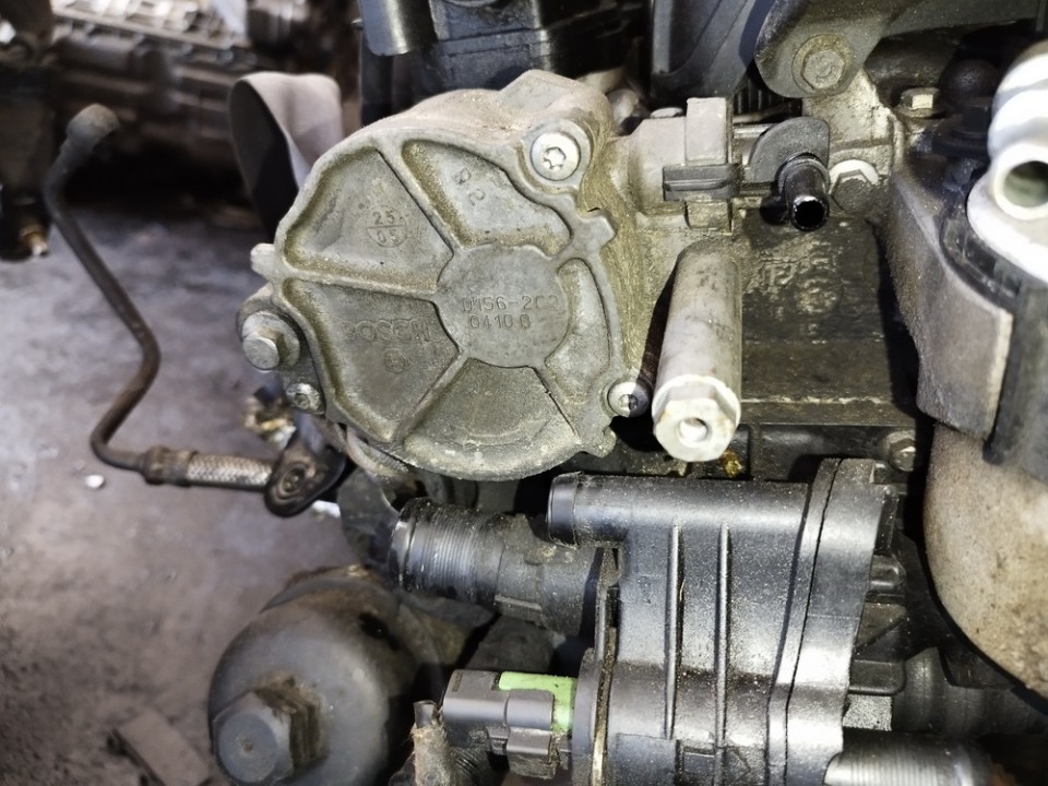 D1562C2 Volvo V50 2006 Brake Vacuum Pump