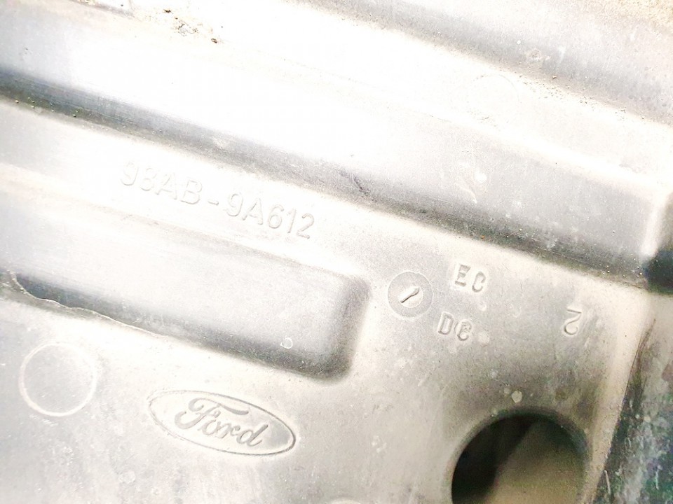 98ab9a612 98ab9a612 Air filter box Ford Focus 1999 1.8L 20EUR