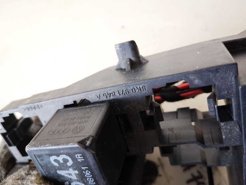 8K0971845A Audi A4 2008 Fuse box - Thumbnail 2