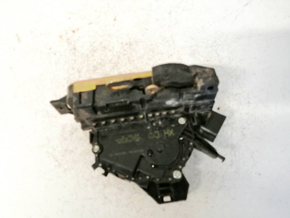 3M5AA21813BC Ford Focus 2004 Door Lock Mechanism - FRONT LEFT