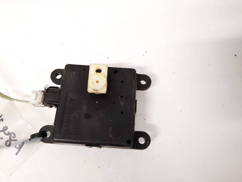 3K01030840 Nissan Qashqai 2007 Heater Vent Flap Control Actuator Motor - Thumbnail 3