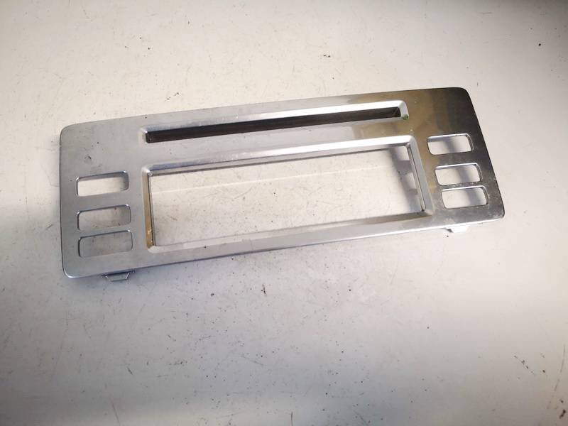 30643648 Volvo XC 70 2008 PLASTICOS-Otros repuestos del interior