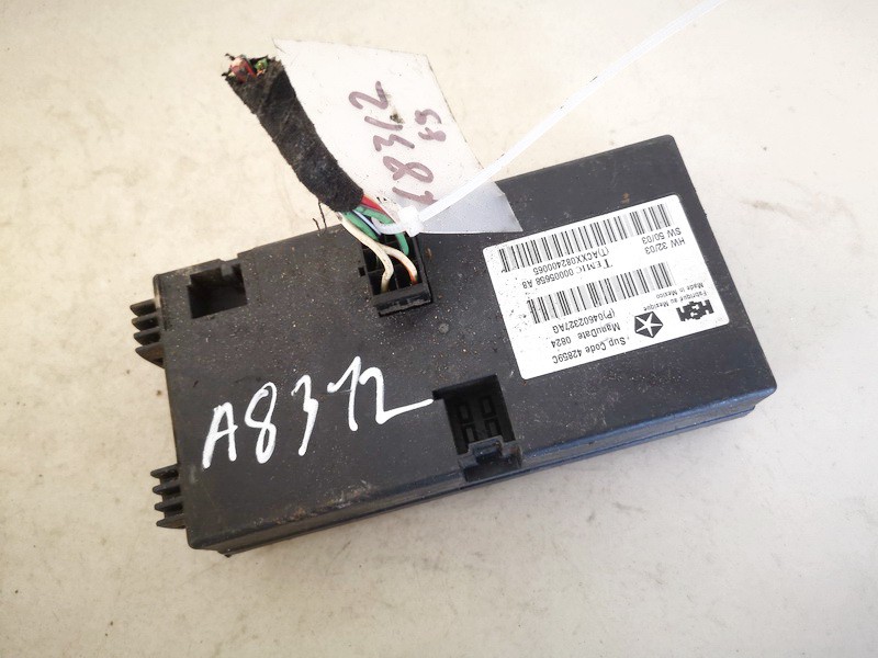 04602327AG Chrysler 300C 2005 Anderen Computern - Thumbnail 2