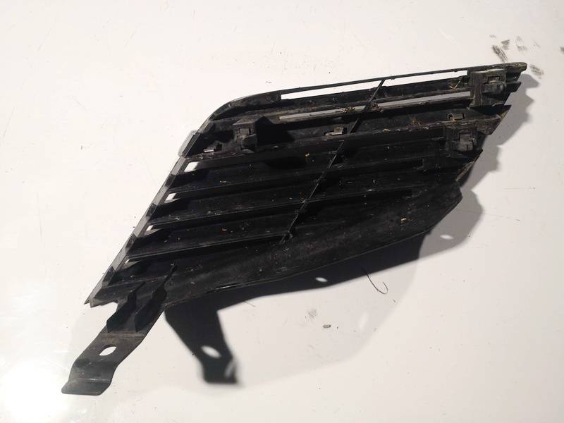 62320AU300 Nissan Primera 2002 Bumper Grille - FRONT RIGHT - Thumbnail 2