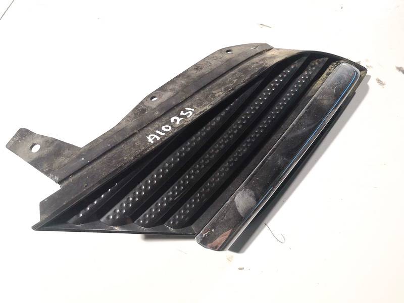 62320AU300 Nissan Primera 2002 Bumper Grille - FRONT RIGHT