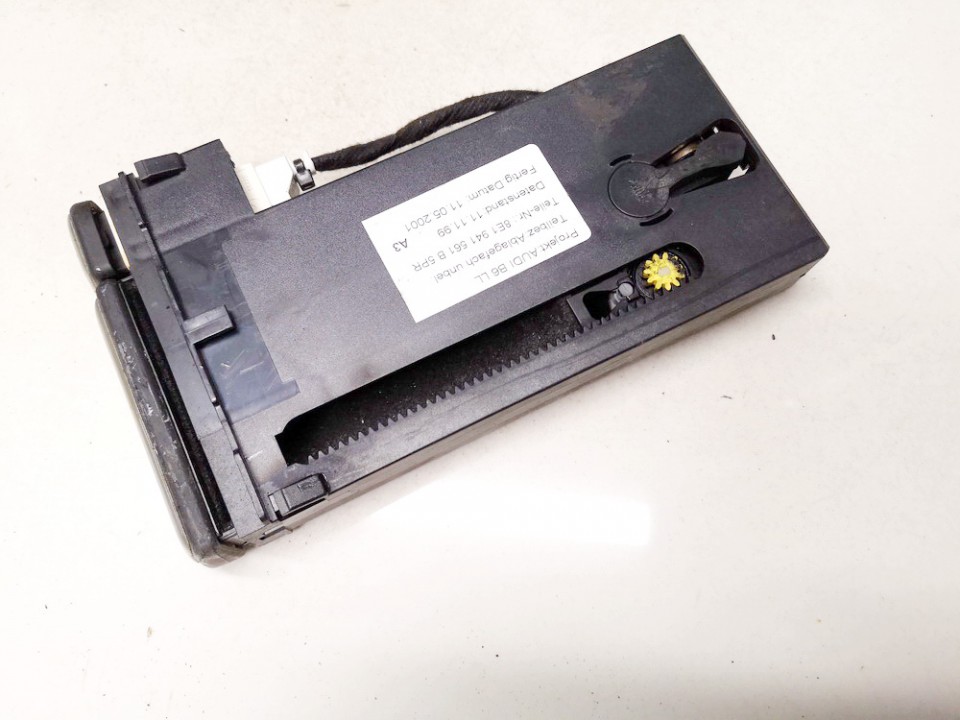 8E1941561B Audi A4 2004 Puodeliu laikiklis - Thumbnail 2