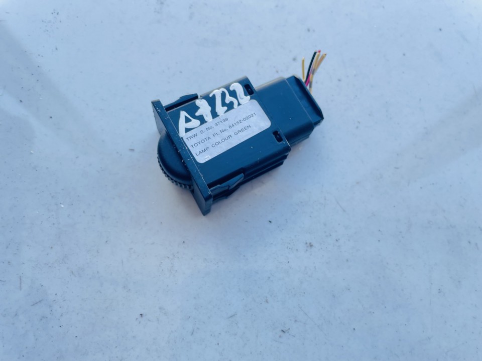 8415202021 8415202021 Headlight Range Control Light Controller