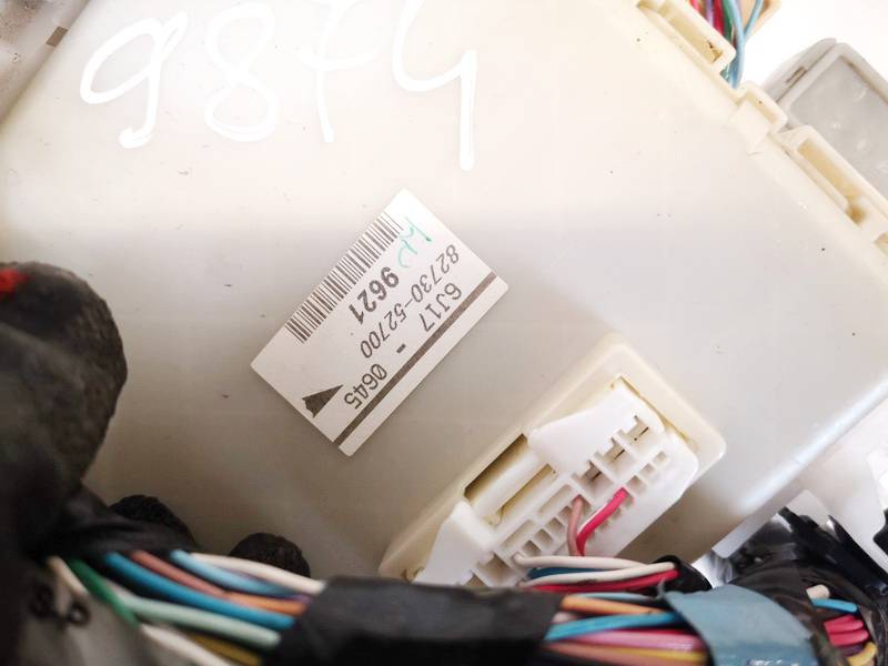 8273052700 Toyota Yaris 2006 Fuse box - Thumbnail 3