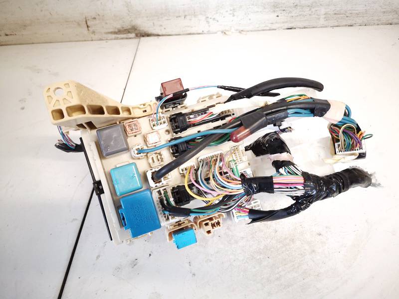 8273052700 Toyota Yaris 2006 Sulakerasia