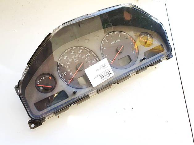 8637995 Volvo S60 2002 Spidometras - prietaisu skydelis