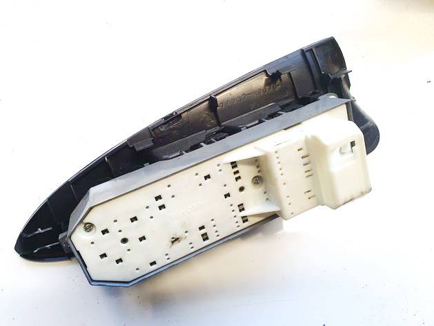 7423242070 Toyota RAV-4 2007 Interrupteur de Lève vitre - Thumbnail 3