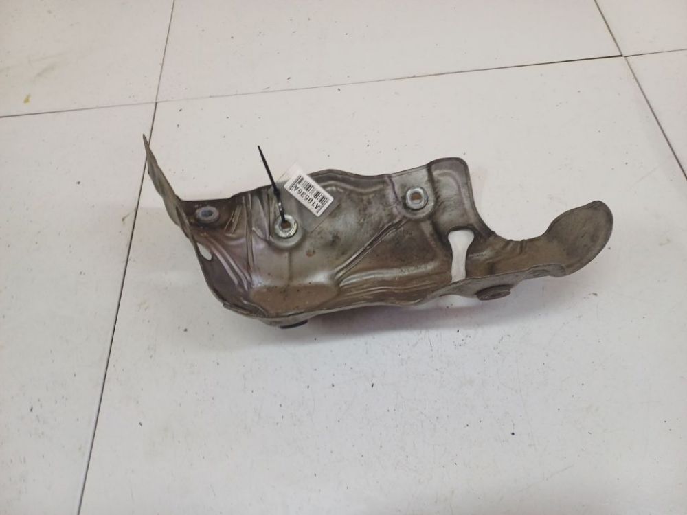 Toyota Auris 2007 Pakosarjan suojus