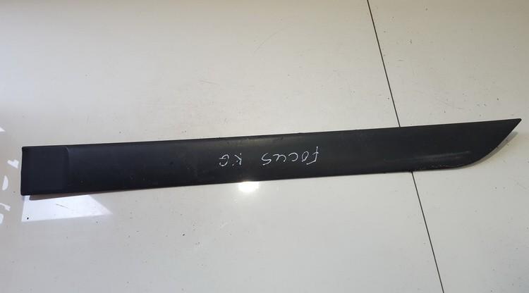 98ABF25533AEW Ford Focus 2000 arrière gauche garniture porte de moulage