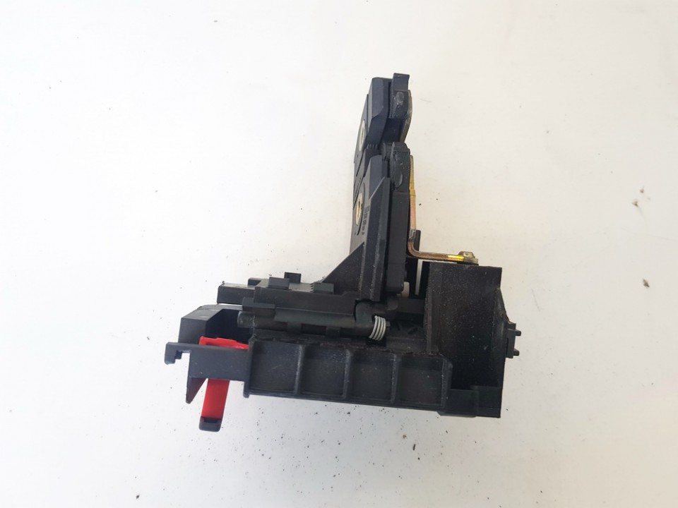 8621649 Volvo S40 2005 Seat Lock Latch assembly - Thumbnail 3