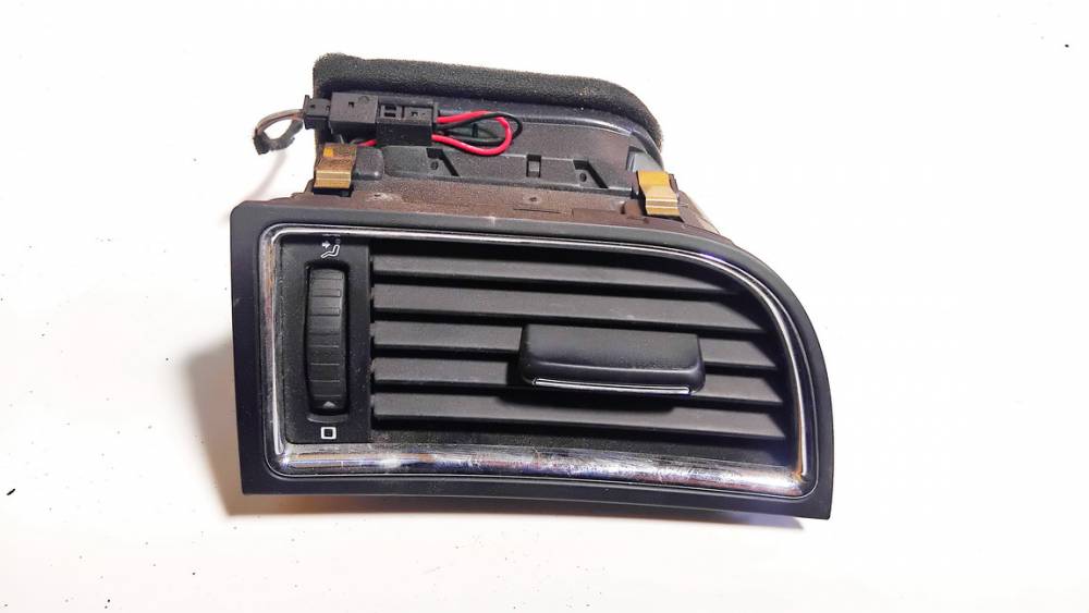 3T0819702 Skoda Superb 2011 Dash Vent (Air Vent Grille)