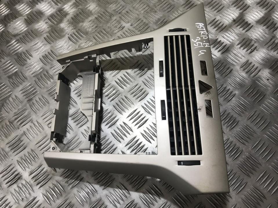 13141092 Opel Astra 2007 Wykończenie wnętrza (plastikowe elementy)