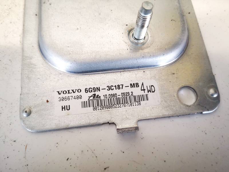 6G9N3C187MB Volvo XC 70 2008 PLASTICOS-Otros soportes - Thumbnail 2