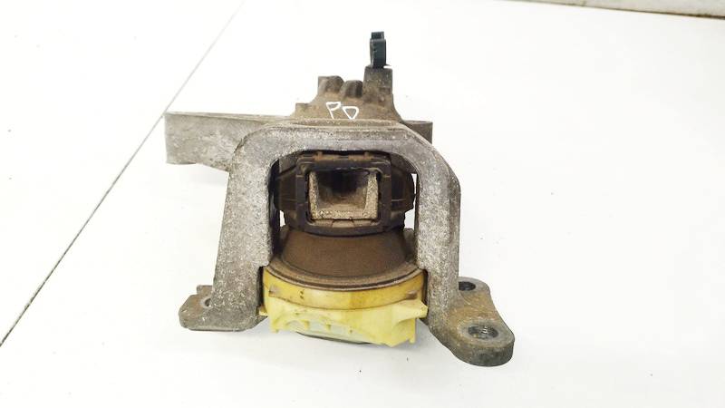 Renault Megane 2012 Motora spilveni