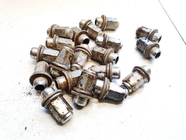 Toyota Avensis 2007 Boulons de roue - Thumbnail 3