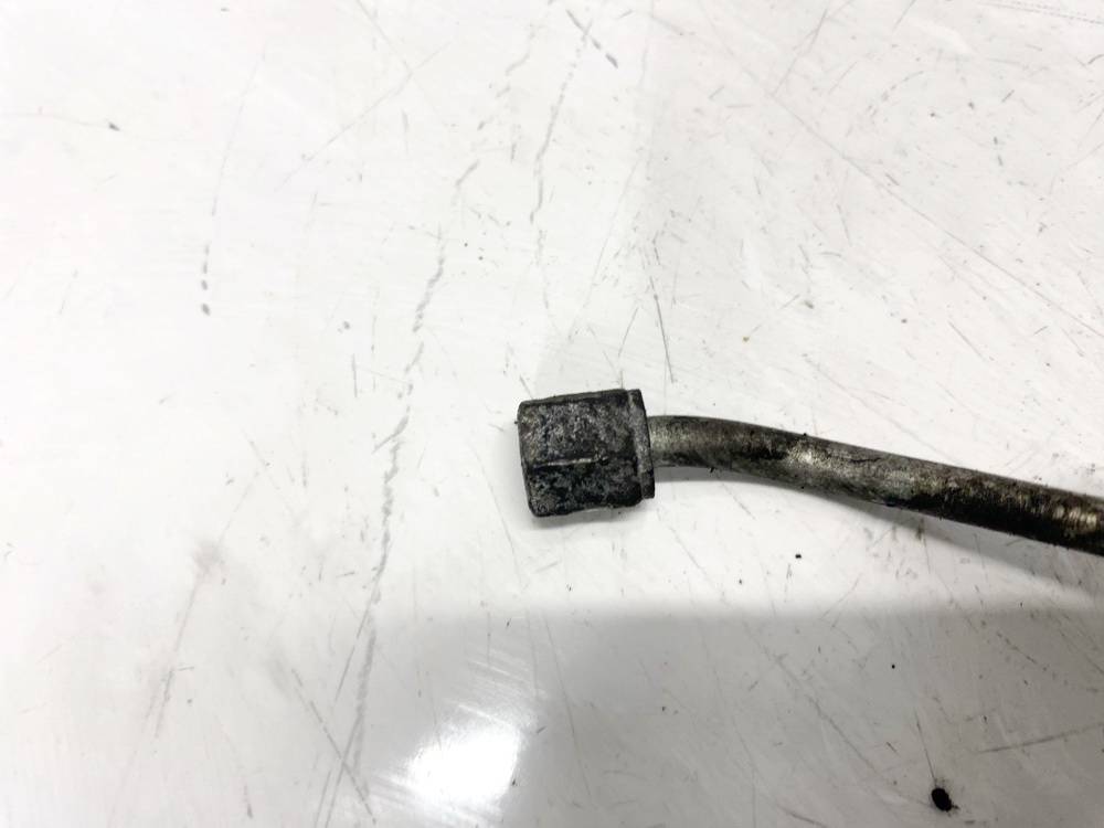 Toyota Corolla Verso 2007 Fuel tube (tube injector) - Thumbnail 3