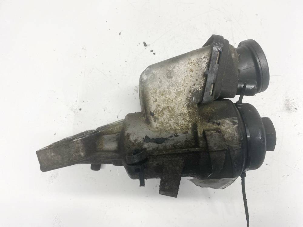 30684381 Volvo S40 2004 Oil Filter Housing (oil filter cooler) - Thumbnail 3