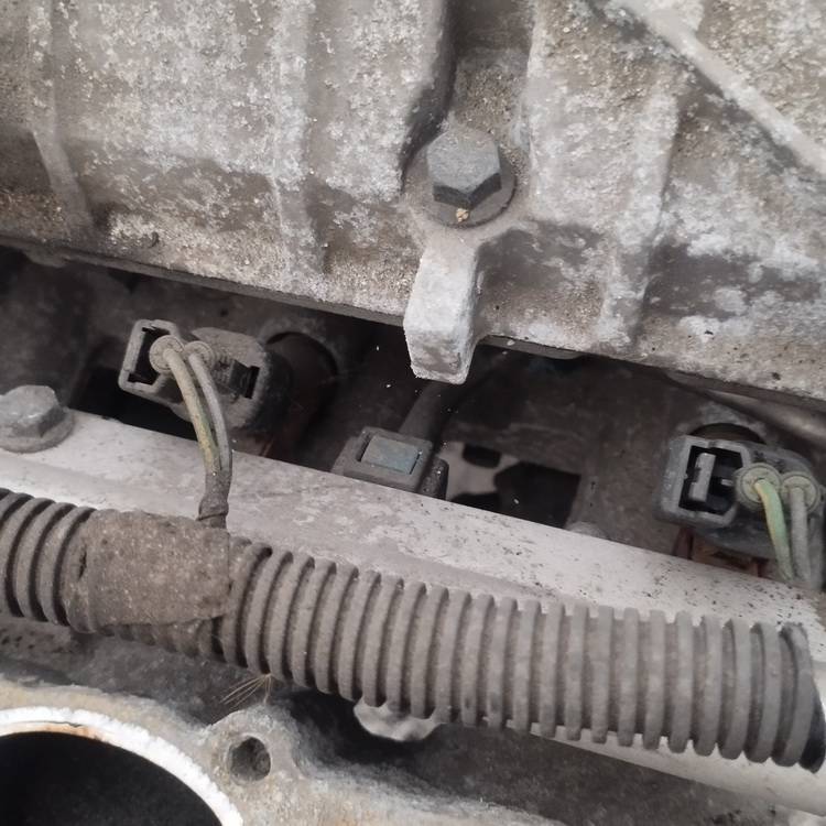 Volvo S40 2004 Fuel injector rail (injectors)(Fuel distributor)