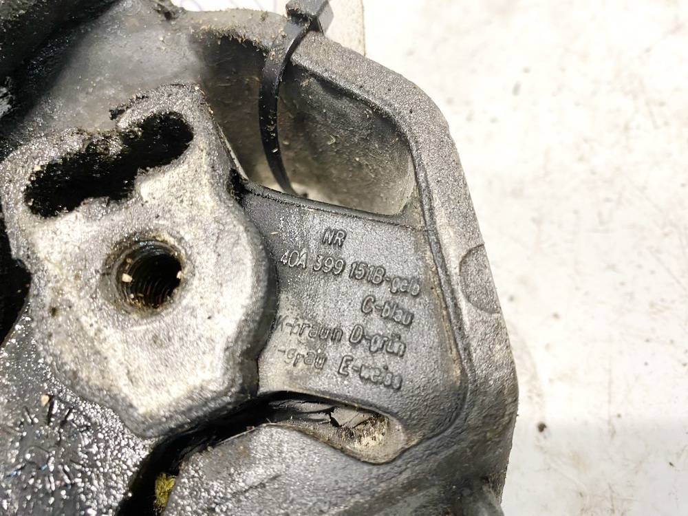 40A399151B Audi 100 1993 Moottorin moottorituki - Thumbnail 3