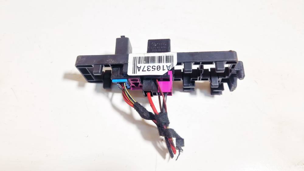 3D0951253A Audi A3 2006 Relay module - Thumbnail 2