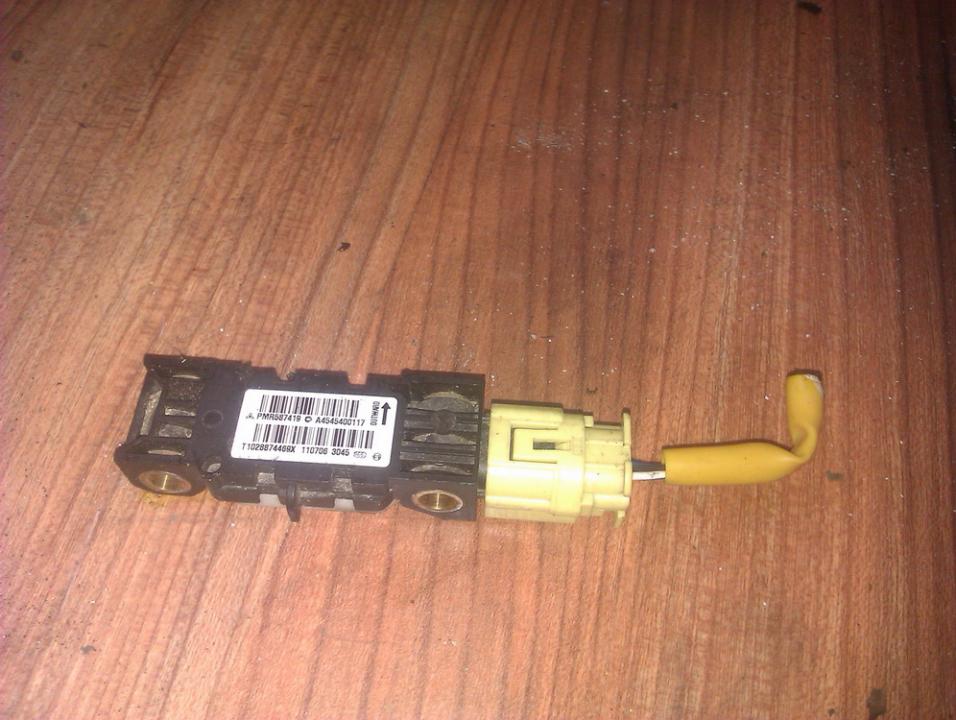 PMR587419 Mitsubishi Colt 2006 Srs Airbag crash sensor