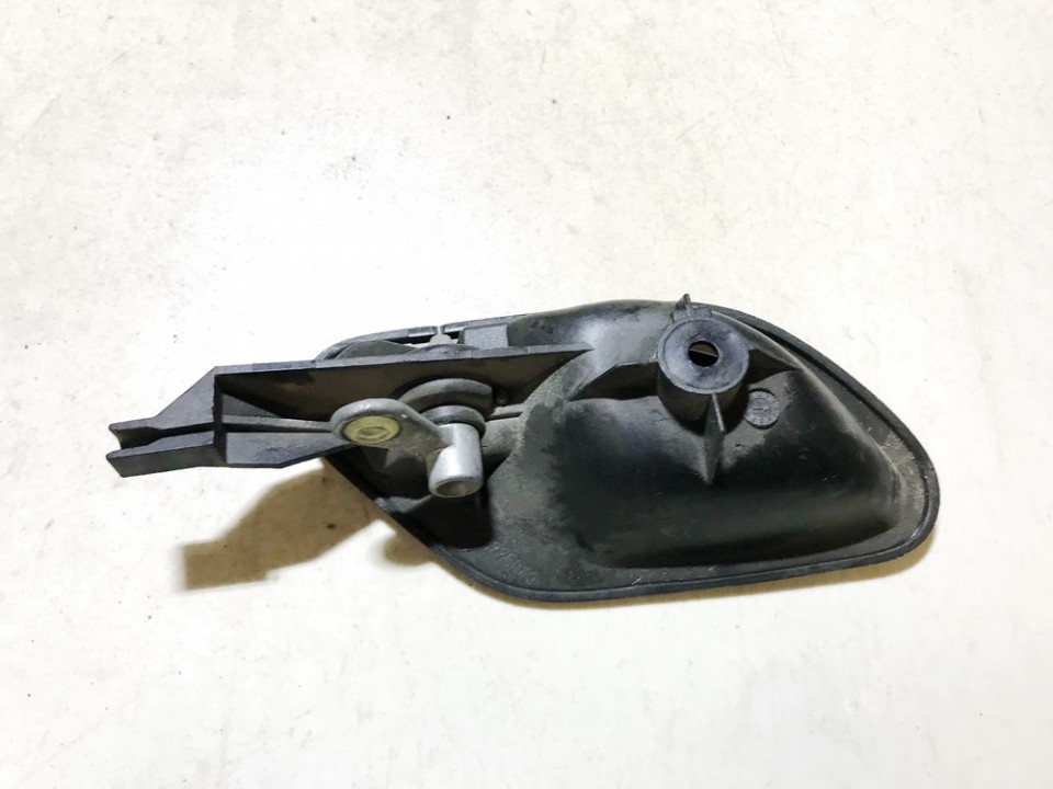 8226049 BMW 5-Series 1999 Poignée Interne Port arrerie gauche - Thumbnail 2