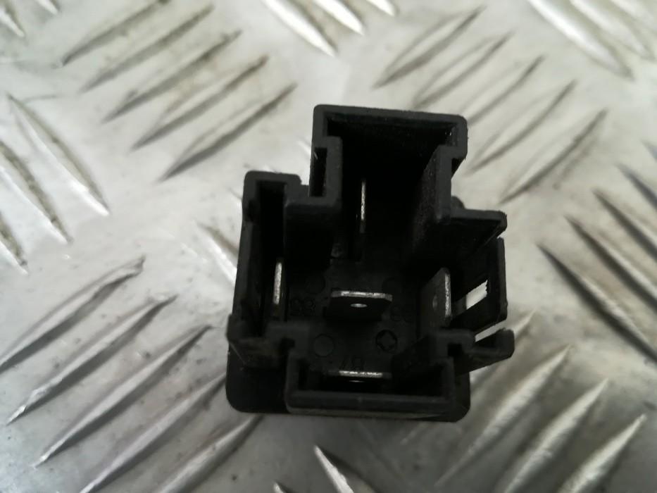 MR301971 Mitsubishi Pajero 2004 Relais, Arbeitsstrom - Thumbnail 2