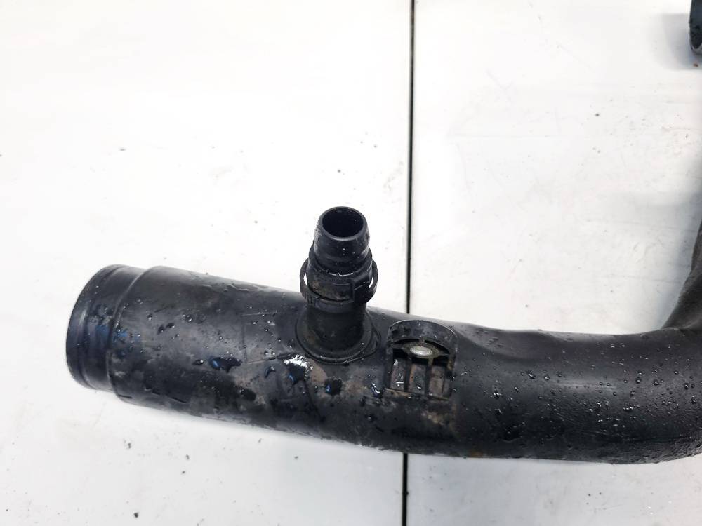 1K0129654AA Volkswagen Touran 2004 Välijäähdyttimen letku - Thumbnail 3