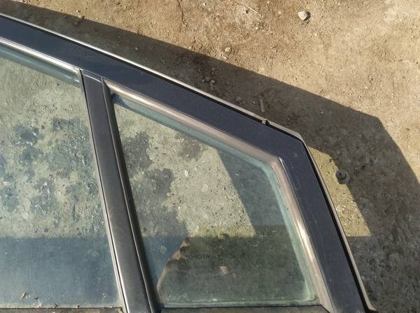 Toyota Corolla Verso 2005 Vent Window - FRONT RIGHT