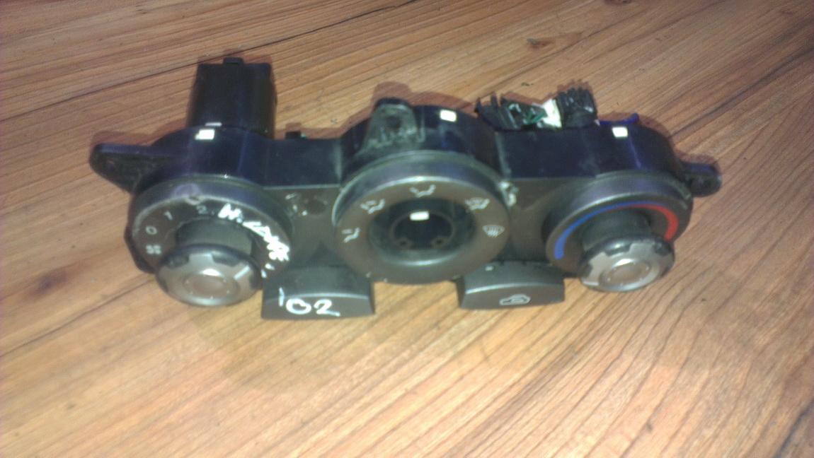 Climate Control Panel (heater control switches) Hyundai Coupe 2002 1.8L