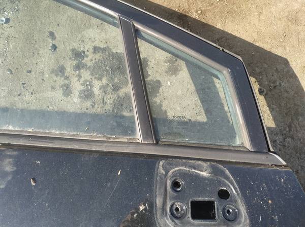 Toyota Corolla Verso 2005 Glass Trim Molding-weatherstripping - FRONT RIGHT - Thumbnail 2
